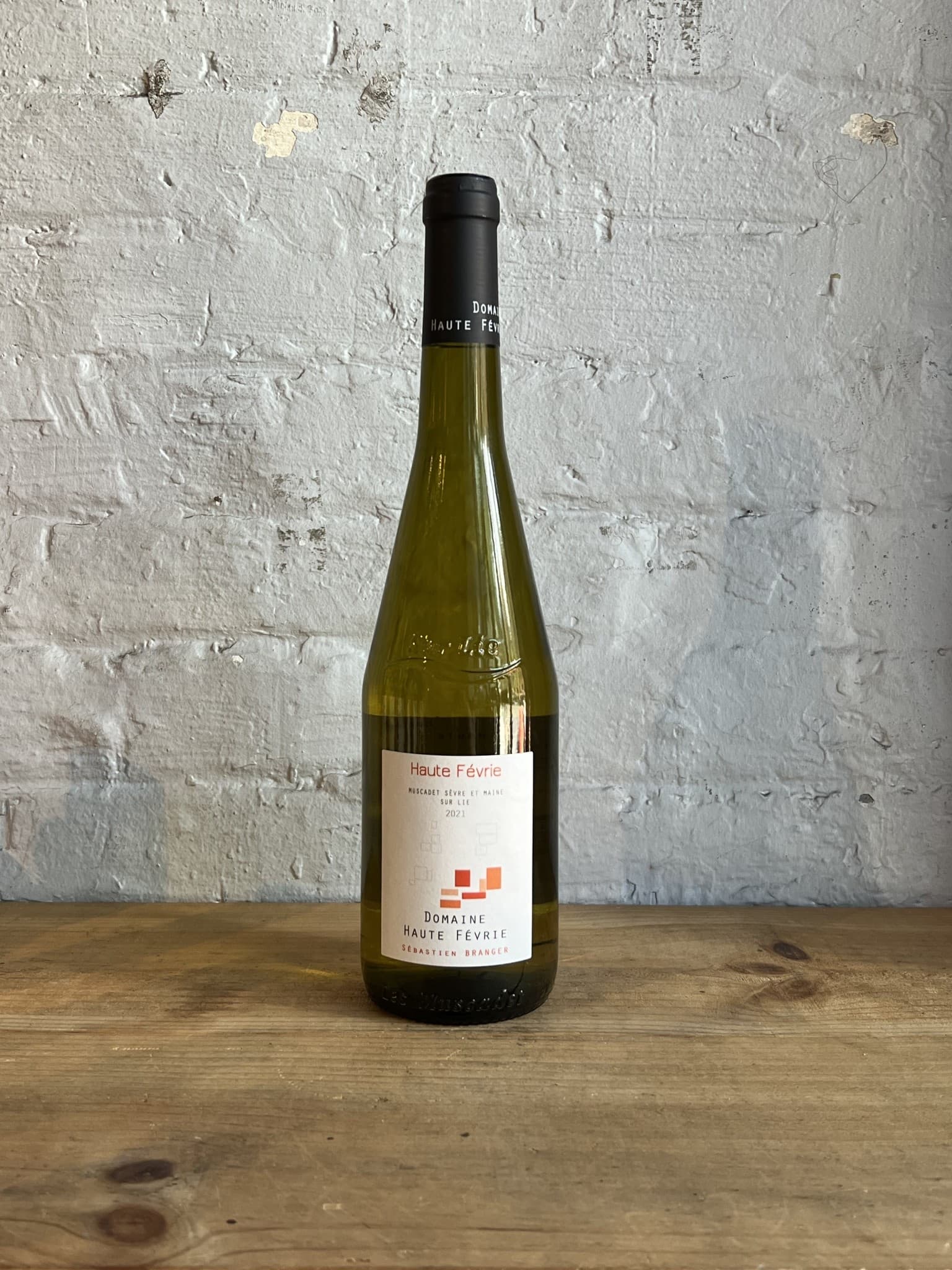 Domaine La Haute Fevrie Muscadet Sevre-et-Maine Sur Lie