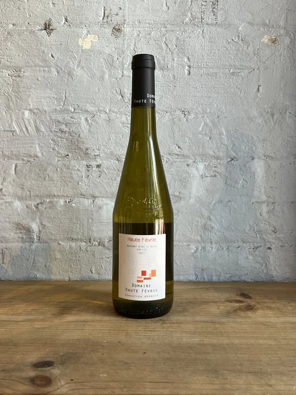 Domaine La Haute Fevrie Muscadet Sevre-et-Maine Sur Lie