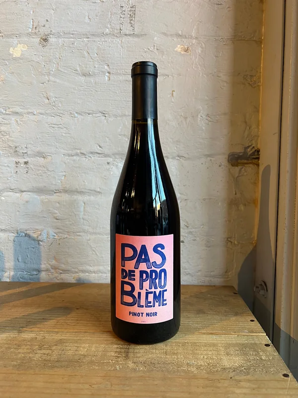 Pas de Problème Pinot Noir