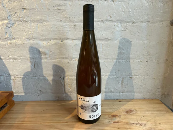 Pierre Arnold Magie Noire