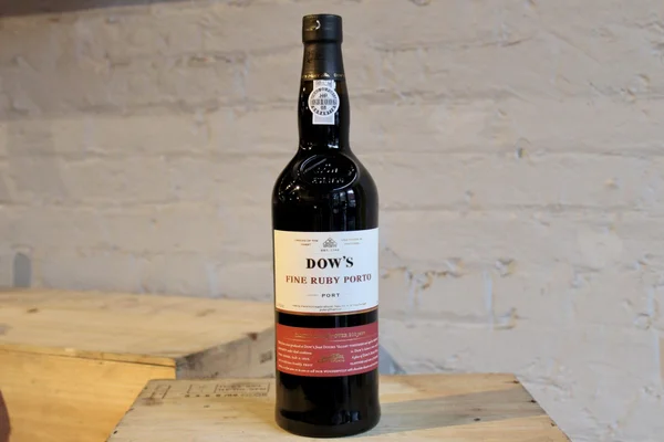 Wine Dow's Fine Ruby Port